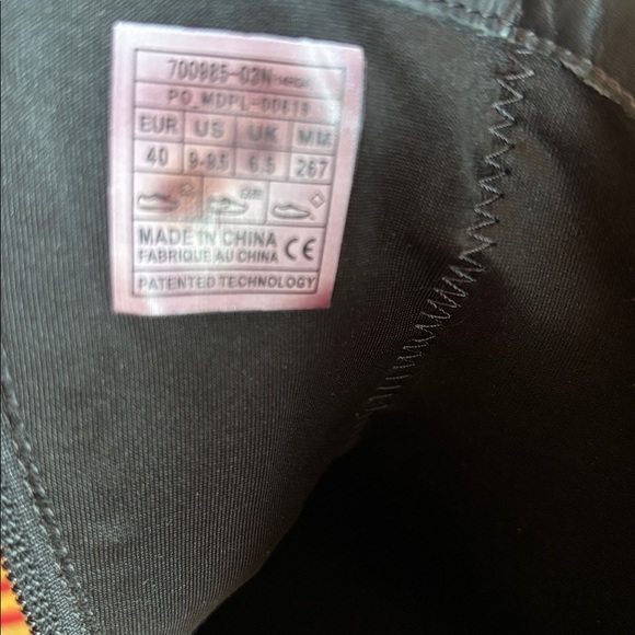 MBT Vibram leather Boot - Picture 7 of 9